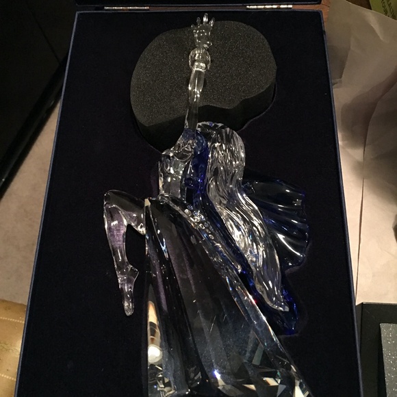 SWAROVSKI CRYSTAL DANCER "ISADORA" SCS 2002 ANNUAL - Picture 6 of 6